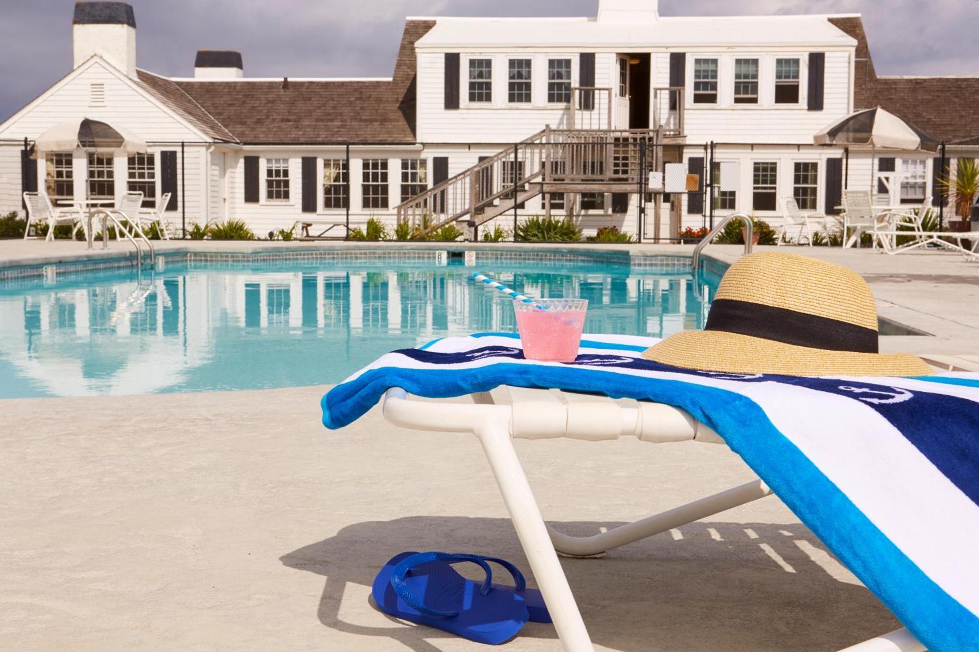 Kalmar Village & Tradewinds North Truro Exterior photo
